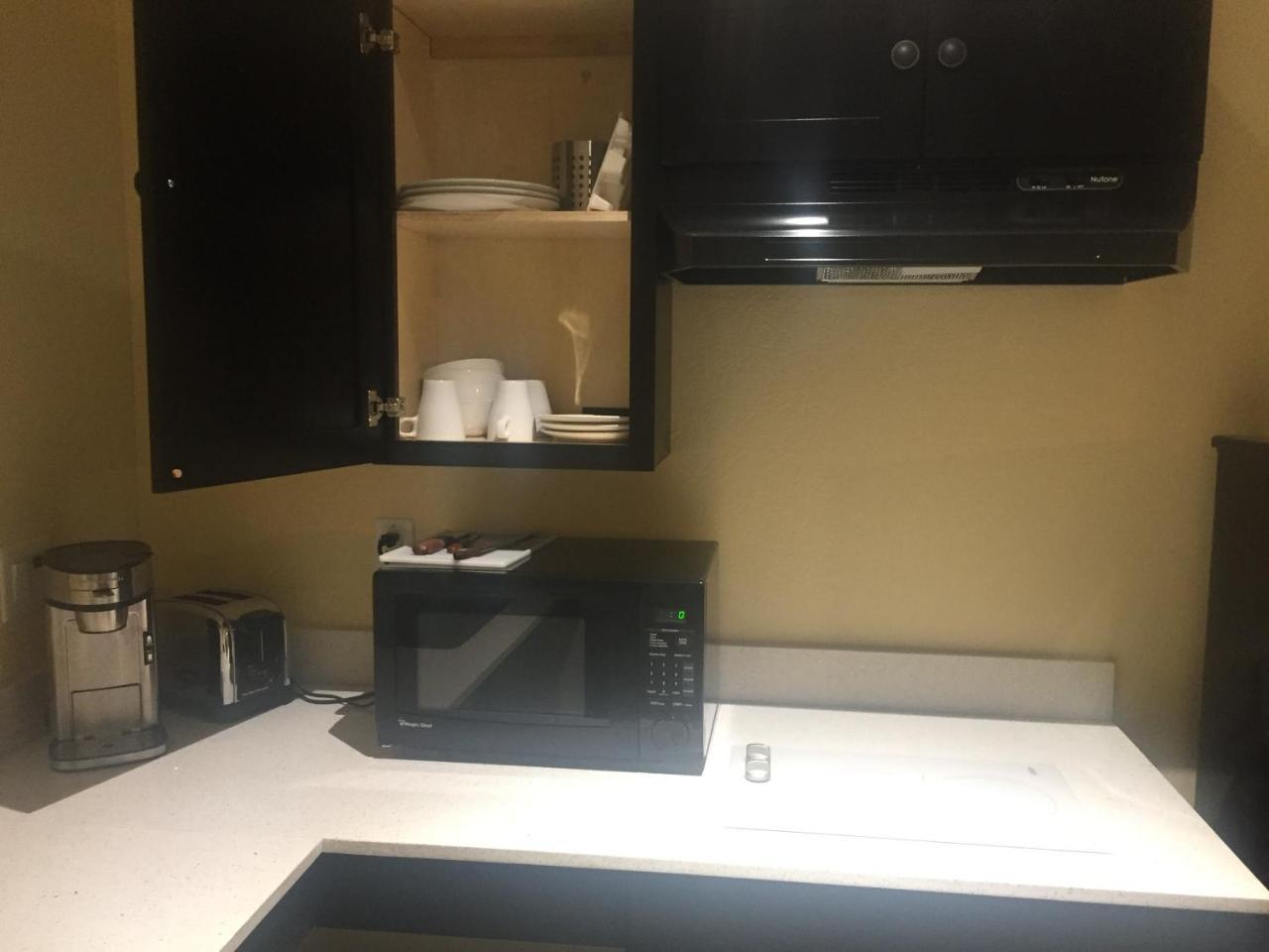 Days Inn By Wyndham Freeport Εξωτερικό φωτογραφία