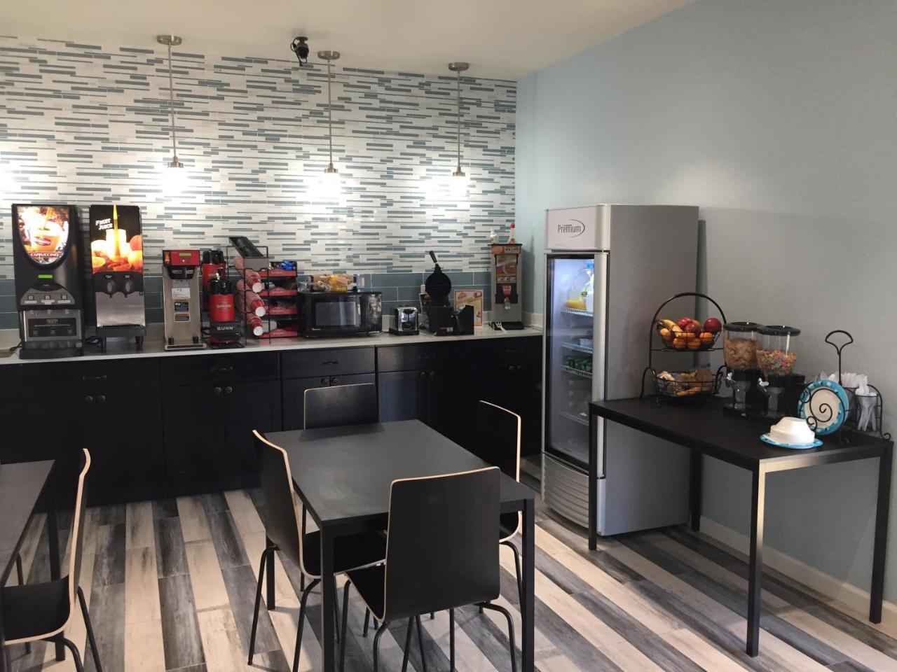 Days Inn By Wyndham Freeport Εξωτερικό φωτογραφία