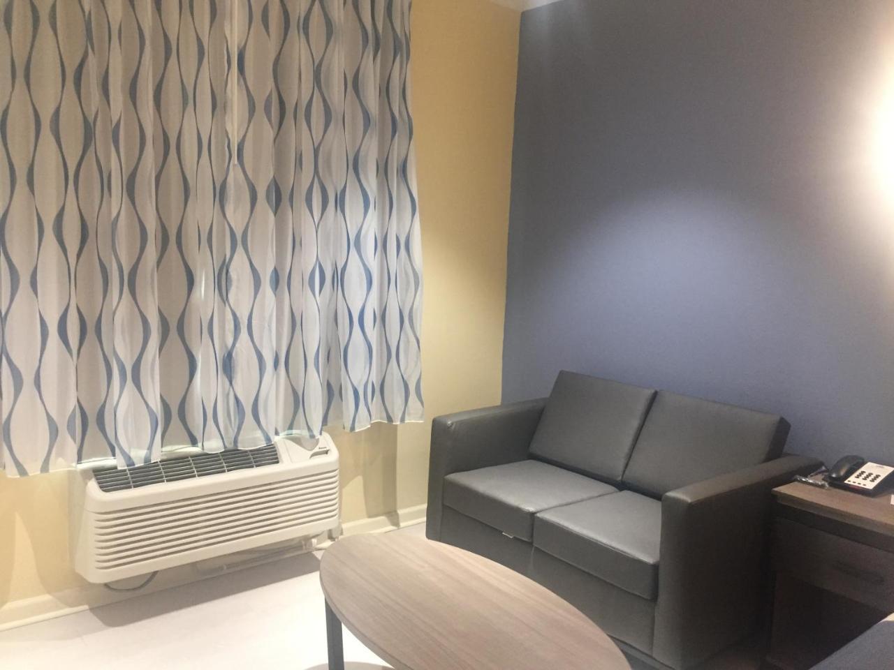 Days Inn By Wyndham Freeport Εξωτερικό φωτογραφία