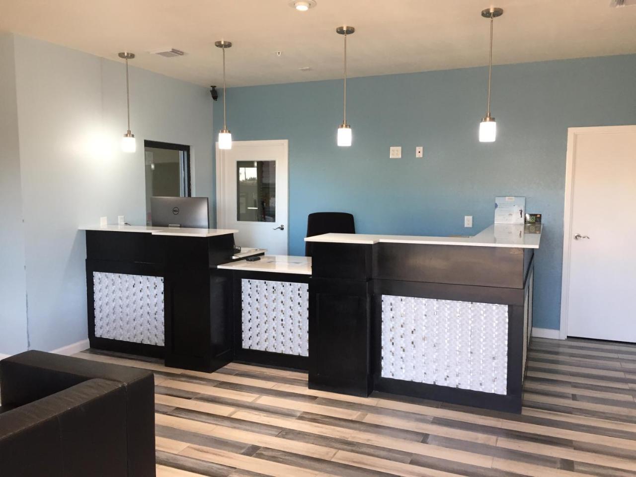Days Inn By Wyndham Freeport Εξωτερικό φωτογραφία