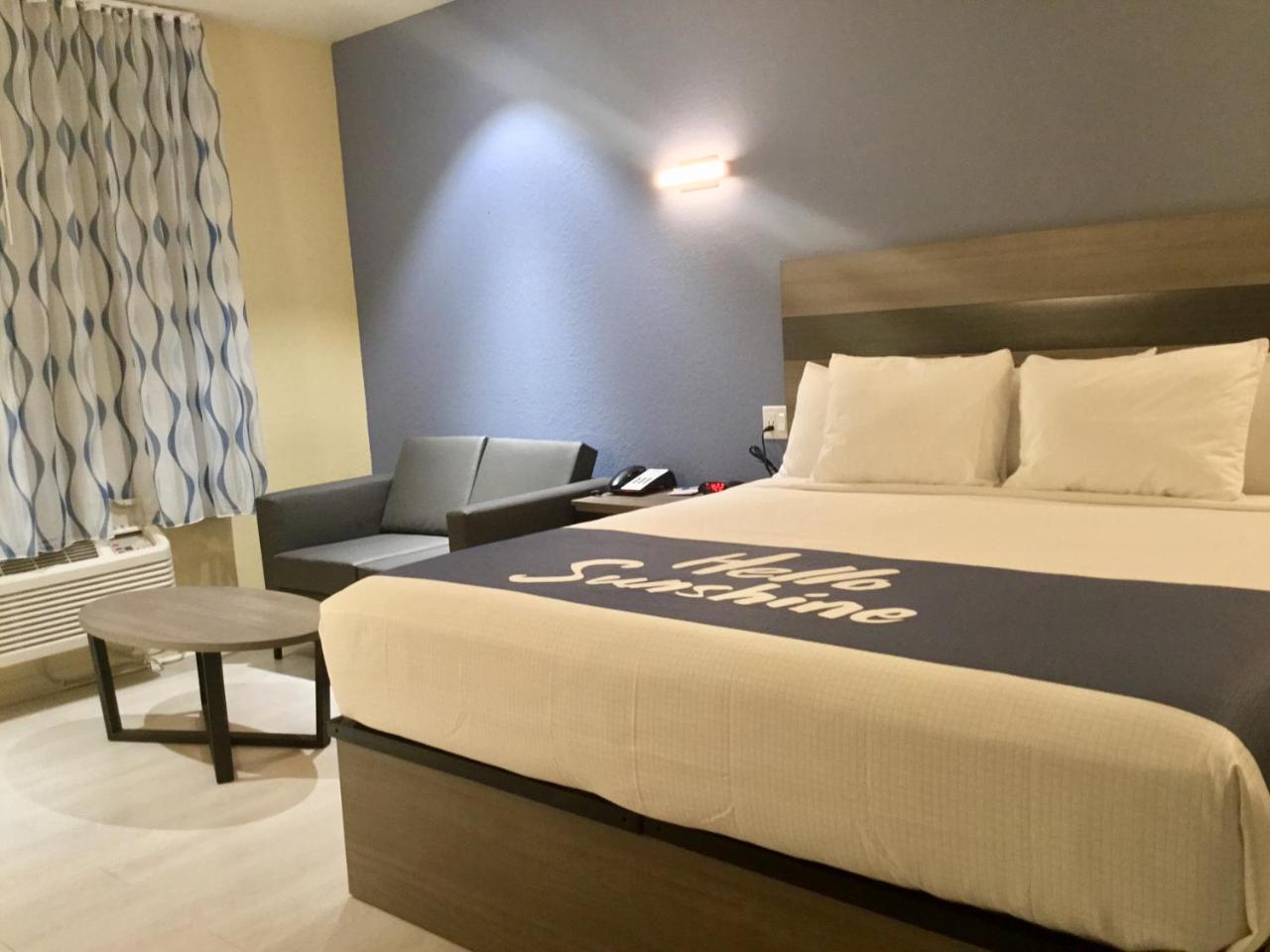 Days Inn By Wyndham Freeport Εξωτερικό φωτογραφία